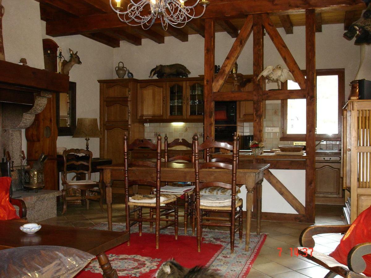 Gite Familial Fouga Bareilles Buitenkant foto
