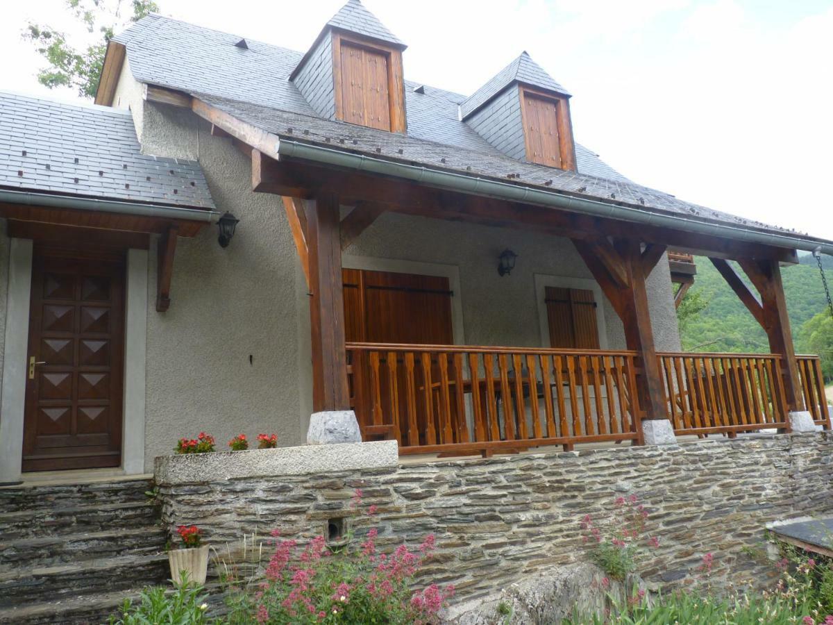 Gite Familial Fouga Bareilles Buitenkant foto